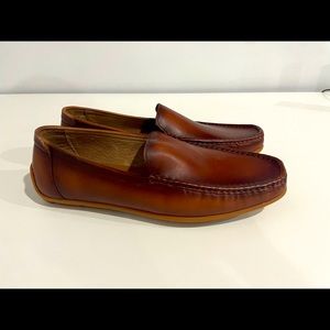 Krusdan brown men’s shoes. Size 7. Brown. Brand new in box.